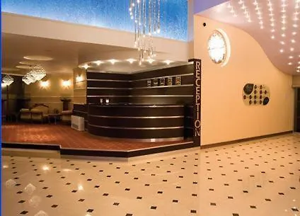 скалите, Skalite Хотел 4*
